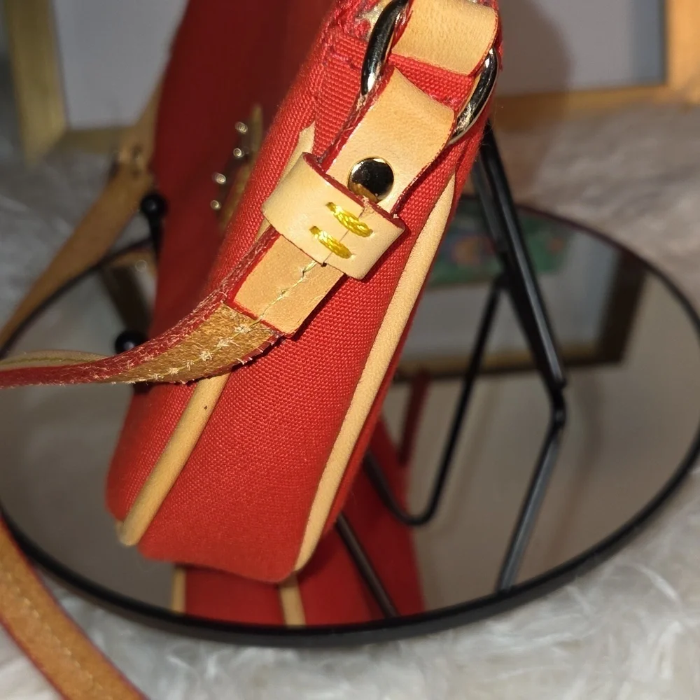 Dooney & Bourke New Cabriolet Lexi Crossbody
